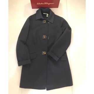 サルヴァトーレフェラガモ(Salvatore Ferragamo)のフェラガモ  Ferragamo コート チャコールグレー 38(ロングコート)