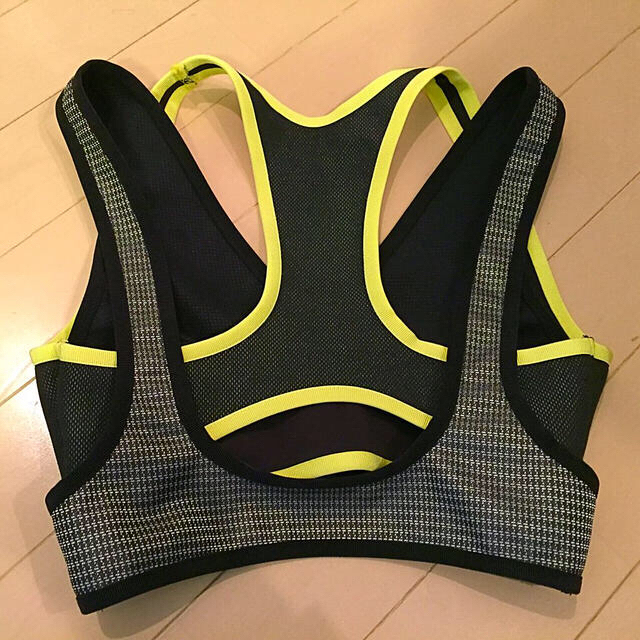 Alexander Wang(アレキサンダーワン)のファッションブラトップ レディースのトップス(ベアトップ/チューブトップ)の商品写真