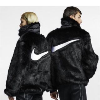 使用はほぼないと思います即発送】NIKE AMBUSH コラボ ファー ブルゾン ジャケット