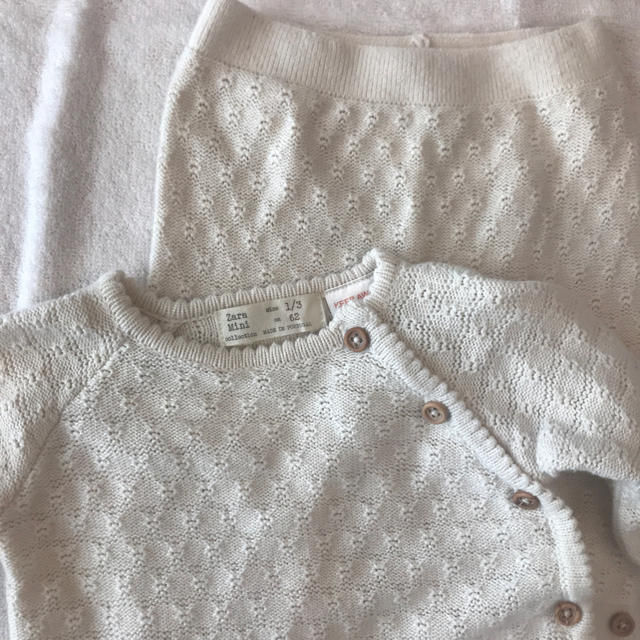 ZARA KIDS(ザラキッズ)のzara baby セットアップ 1-3m キッズ/ベビー/マタニティのベビー服(~85cm)(ロンパース)の商品写真