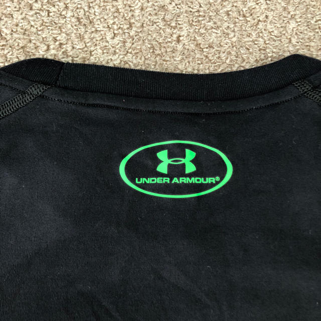 UNDER ARMOUR(アンダーアーマー)のアンダーアーマー Tシャツ キッズ/ベビー/マタニティのキッズ服男の子用(90cm~)(Tシャツ/カットソー)の商品写真