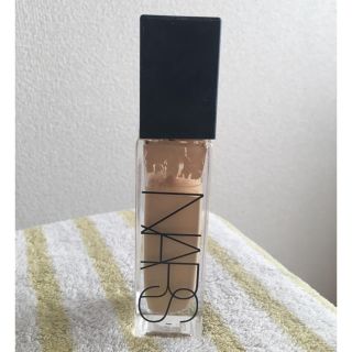 ナーズ(NARS)のNARS ナチュラルラディアントロングウェアファンデーション(ファンデーション)