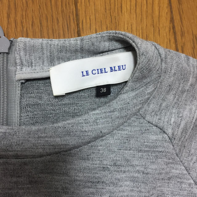 LE CIEL BLEU(ルシェルブルー)の※お値下げ※ LE CIEL BLEU ルシェルブルー トップスシャツトレーナー レディースのトップス(Tシャツ(長袖/七分))の商品写真