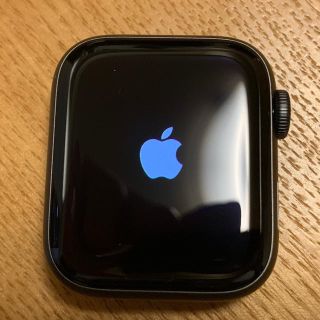 アップルウォッチ(Apple Watch)のApple Watch Series 4 40mm (保護ケース付き)(腕時計(デジタル))