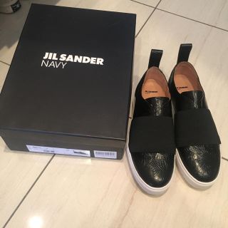 ジルサンダー(Jil Sander)のJILSANDER NAVY新品未使用 エンボス加工ローカットスニーカー(スニーカー)