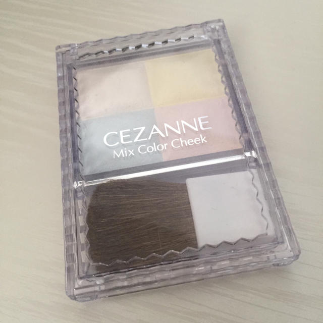 CEZANNE（セザンヌ化粧品）(セザンヌケショウヒン)のCEZANNE ハイライター コスメ/美容のベースメイク/化粧品(フェイスカラー)の商品写真