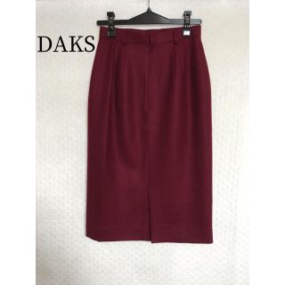 ダックス(DAKS)の【美品】DAKS スカート レッド(ひざ丈スカート)