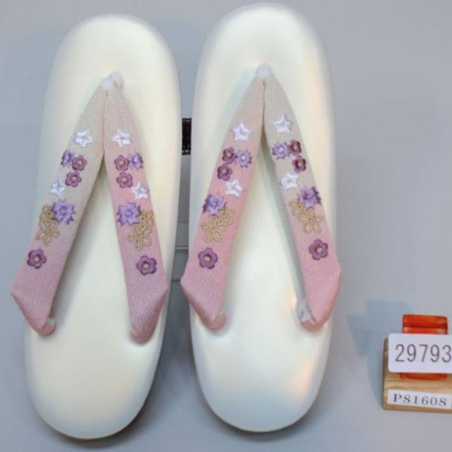 草履 ウレタンソール 適合22.5～24.5cm 白×ピンク NO29793 レディースの靴/シューズ(下駄/草履)の商品写真
