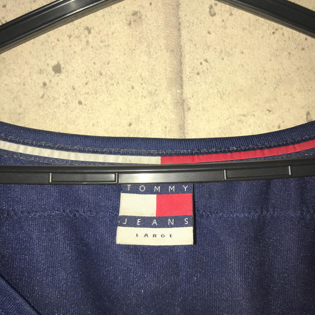 TOMMY HILFIGER(トミーヒルフィガー)のTOMMY HILFIGER  レディースのトップス(Tシャツ(半袖/袖なし))の商品写真