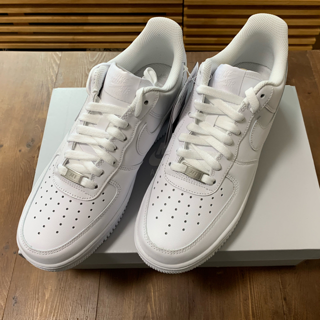 【定価以下】NIKE AIR FORCE 1 '07 / エアフォース1