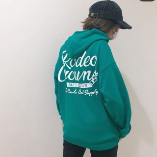 ロデオクラウンズワイドボウル(RODEO CROWNS WIDE BOWL)の今期新作✩RODEO CROWNS✩RCWB✩PAINT WORKS パーカー
(パーカー)