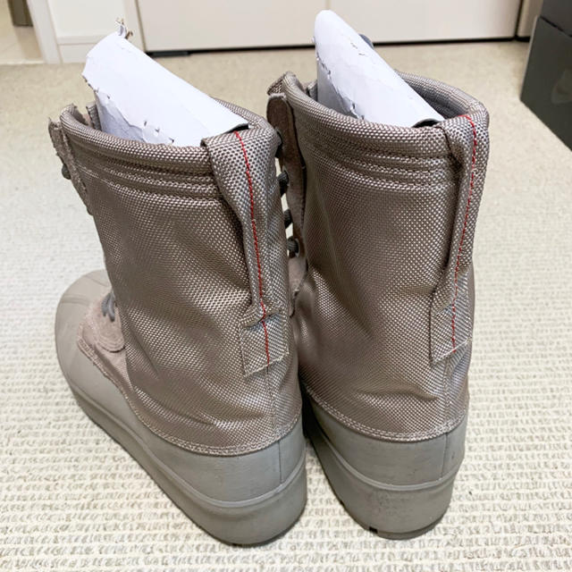 adidas(アディダス)の【K810様専用】YEEZY 950 M MOON ムーン メンズの靴/シューズ(ブーツ)の商品写真