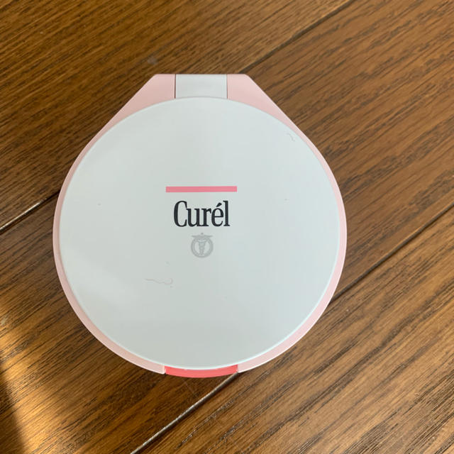 Curel(キュレル)のcurel キュレル パウダーファンデーションA 明るい肌色 コスメ/美容のベースメイク/化粧品(ファンデーション)の商品写真