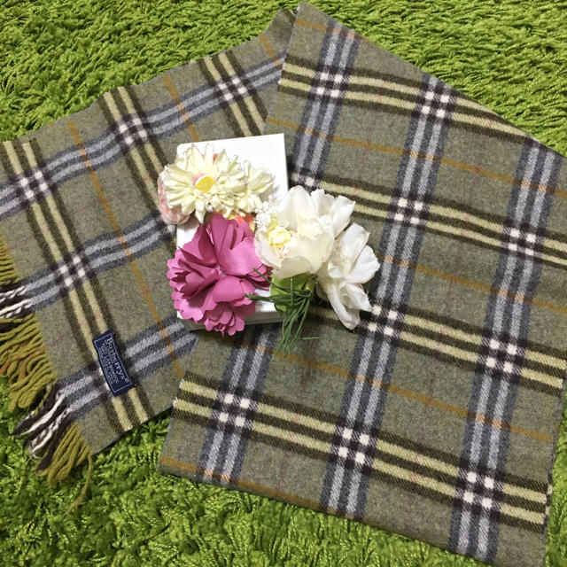 BURBERRY(バーバリー)のさんごアイランド様専用 レディースのファッション小物(マフラー/ショール)の商品写真