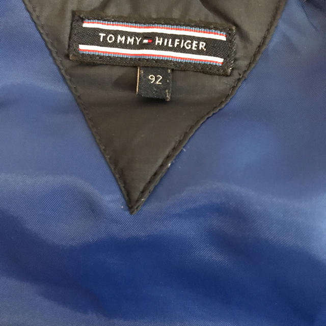 TOMMY HILFIGER(トミーヒルフィガー)のトミーヒルフィガー ダウン 90 キッズ/ベビー/マタニティのキッズ服男の子用(90cm~)(ジャケット/上着)の商品写真