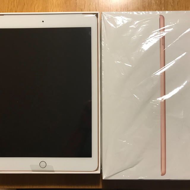 iPad 6th Wi-Fi+Cellular 32GB Goldタブレット