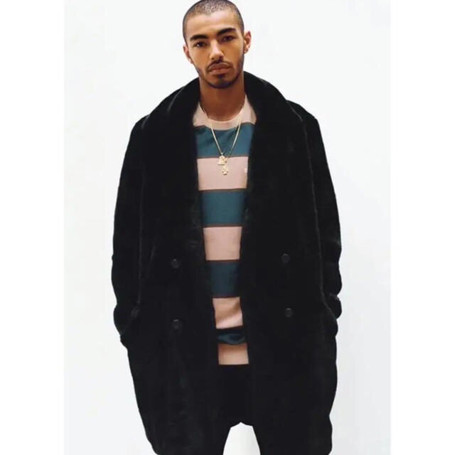 Supreme - 2016AW Faux Fur Double Breasted Coat の通販 by AFFA｜シュプリームならラクマ 人気超激安