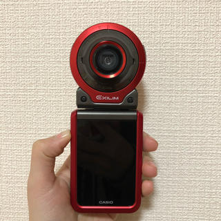 カシオ(CASIO)のfr100 red(コンパクトデジタルカメラ)