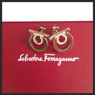 フェラガモ(Ferragamo)の❤︎ フェラガモ ピアス  ❤︎(ピアス)