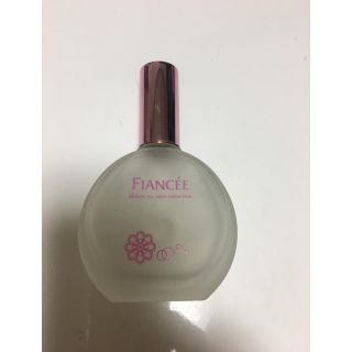 フィアンセ(FIANCEE)のパルファンドトワレ ピュアシャンプー(香水(女性用))