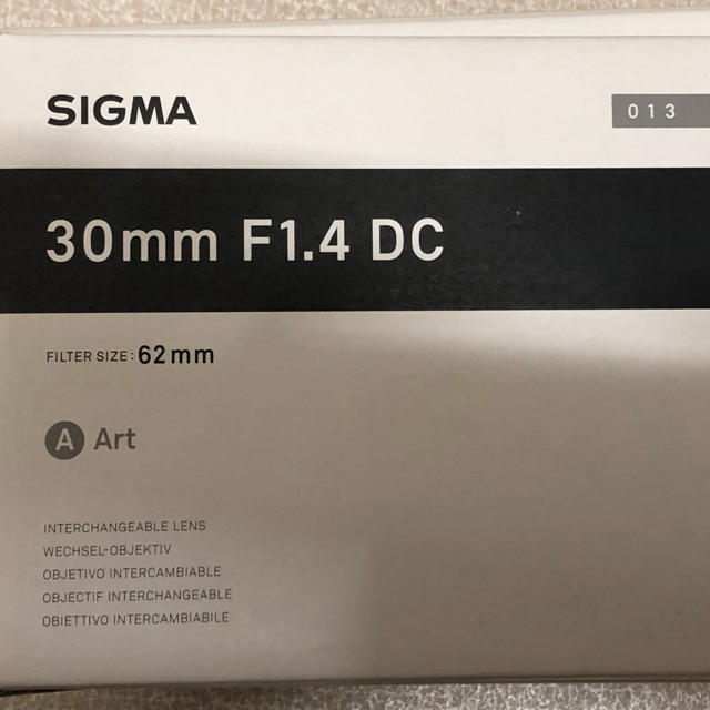 SIGMA(シグマ)のSIGMA 30㎜ F1.4 DC  【⠀yoshit様専用⠀】 スマホ/家電/カメラのカメラ(レンズ(単焦点))の商品写真