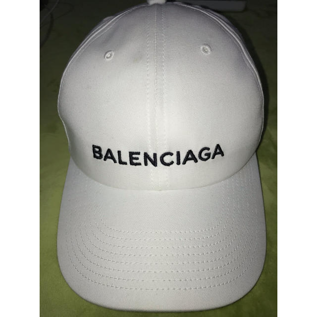 珍しい Balenciaga - ホワイトキャップ 【正規品】BALENCIAGA キャップ