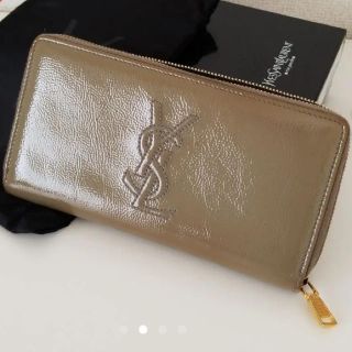 イヴサンローランボーテ(Yves Saint Laurent Beaute)のショコラ様専用です★イブサンローラン長財布(財布)