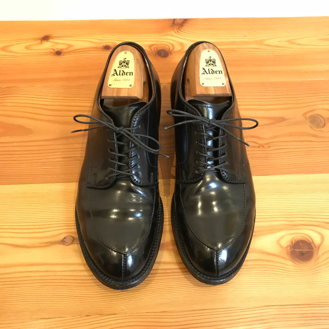 あなたにおすすめの商品 Alden - 54331 ブラックコードバン Vチップ