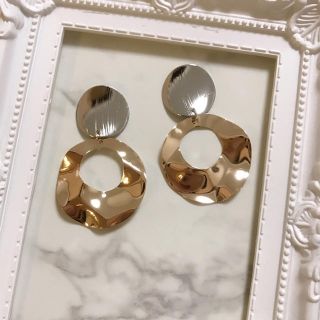 アメリヴィンテージ(Ameri VINTAGE)のsilver gold✩︎‧₊simple design＊(ピアス)