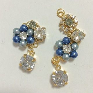 ブルー系お花スワロイヤーカフセット♡58(ピアス)