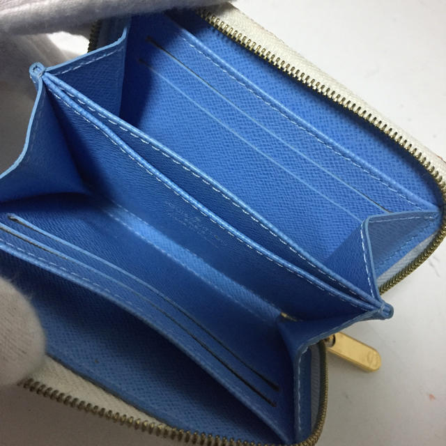 LOUIS VUITTON コインケース マルチカラー 白 ルイヴィトン LOUIS VUITTON コインケース マルチカラー 白 ルイヴィトン