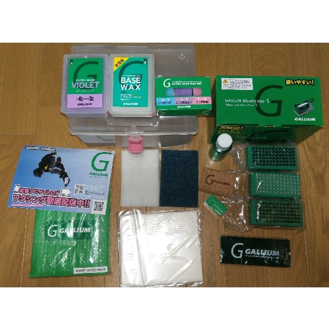 GALLIUM(ガリウム)のガリウム　アイロンセット　GALLIUM Trial Waxing Box スポーツ/アウトドアのスノーボード(その他)の商品写真