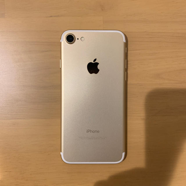 Apple iPhone7(ゴールド)の通販 by U｜アップルならラクマ - 安い大特価