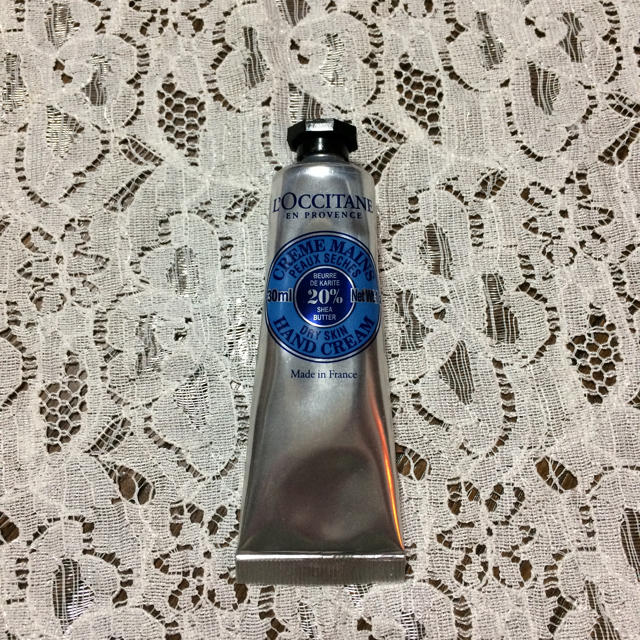 L'OCCITANE(ロクシタン)のロクシタン ハンドクリーム コスメ/美容のボディケア(ハンドクリーム)の商品写真