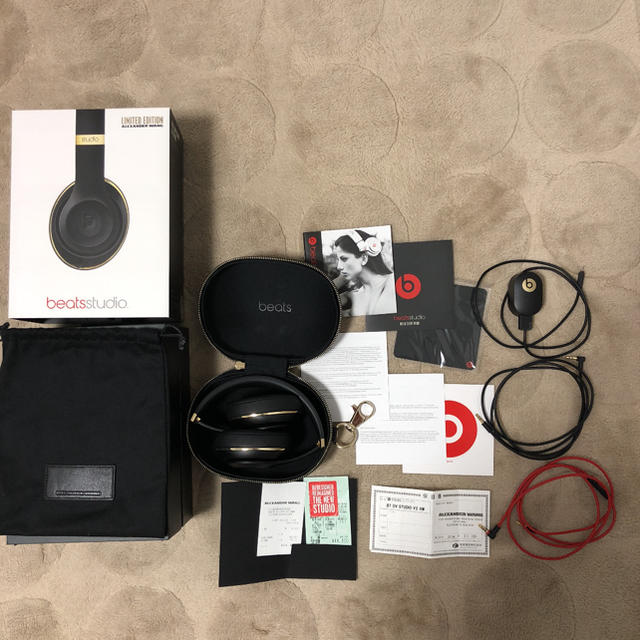 Beats by Dr Dre(ビーツバイドクタードレ)のbeats studio alexander wang ヘッドホン ブラック スマホ/家電/カメラのオーディオ機器(ヘッドフォン/イヤフォン)の商品写真