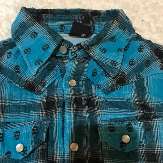 RAD CUSTOM(ラッドカスタム)のRADCUSTOM ラッドカスタム スカルプリントチェックシャツ キッズ/ベビー/マタニティのキッズ服男の子用(90cm~)(Tシャツ/カットソー)の商品写真