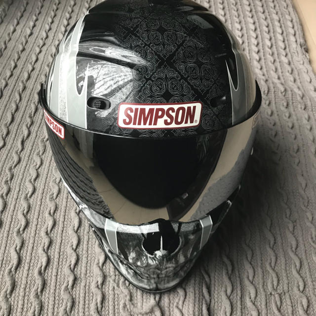 シンプソン  ヘルメット スカレイプス Mサイズ