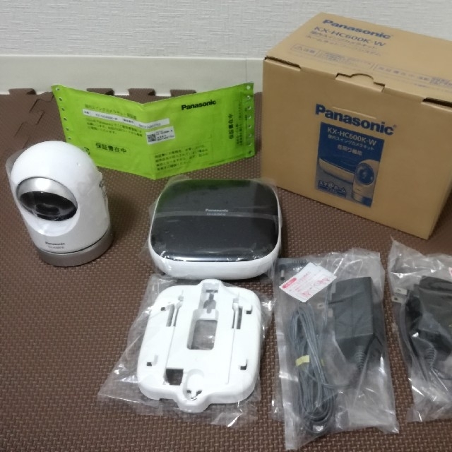 Panasonic(パナソニック)のパナソニック ネットワークカメラ 　屋内スイングカメラ　 KX-HC600K-W スマホ/家電/カメラのスマホ/家電/カメラ その他(防犯カメラ)の商品写真