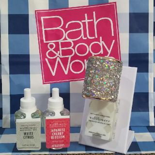 バスアンドボディーワークス(Bath & Body Works)のバスアンドボディワークス ウォールフラワー プラグ＆リフィル(アロマポット/アロマランプ/芳香器)