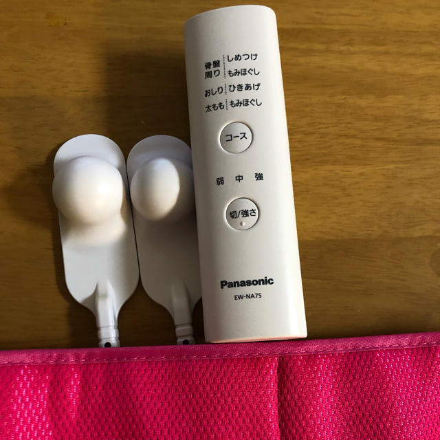 Panasonic(パナソニック)の骨盤おしりリフレ Panasonic コスメ/美容のダイエット(エクササイズ用品)の商品写真