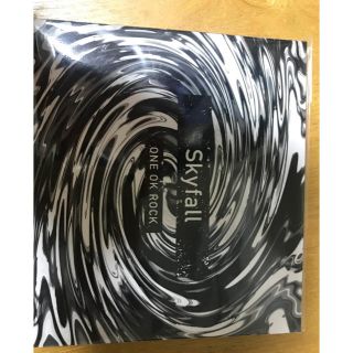 ワンオクロック(ONE OK ROCK)のONE OK ROCK ライブ会場限定CD『Skyfall』(ポップス/ロック(邦楽))