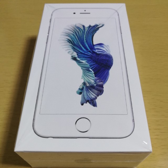 スマートフォン/携帯電話新品未使用 iphone 6s 32GB シルバー SIMロック解除済 ワイモバ