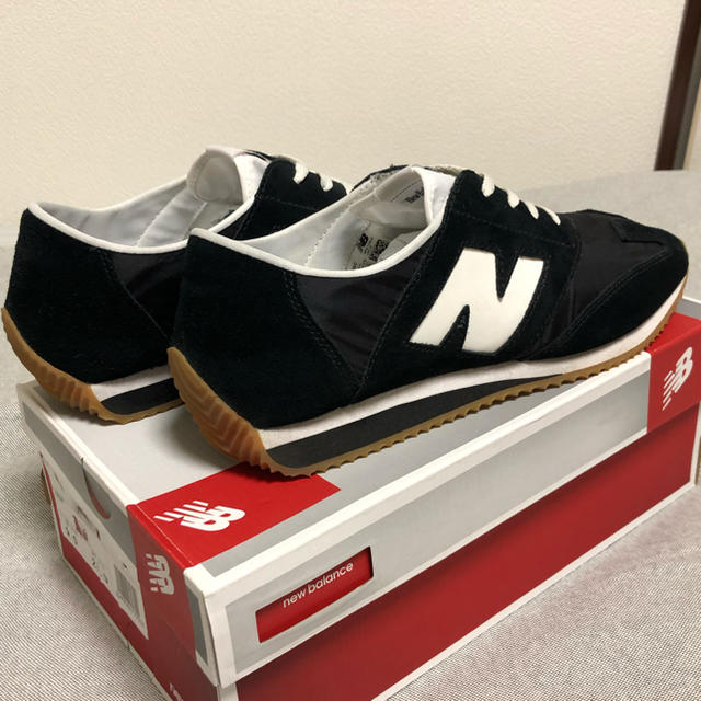 New Balance(ニューバランス)のニューバランスU320美品 メンズの靴/シューズ(スニーカー)の商品写真