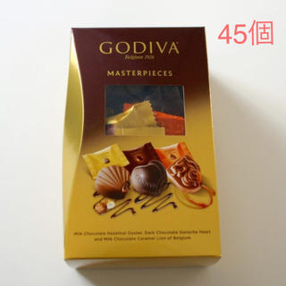 コストコ(コストコ)のGODIVA ゴディバ マスターピース コストコ 新品 45個(菓子/デザート)