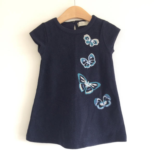 ZARA KIDS(ザラキッズ)のZARA Girls 秋冬  ワンピース 未使用品 キッズ/ベビー/マタニティのキッズ服女の子用(90cm~)(ワンピース)の商品写真