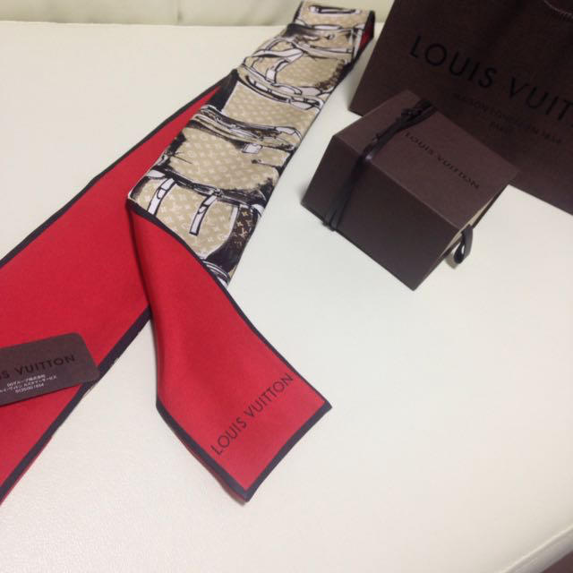 LOUIS VUITTON - ヴィトン バンドー スカーフ未使用タグ付の通販 LOUIS VUITTON - ヴィトン バンドー スカーフ未使用タグ付の通販