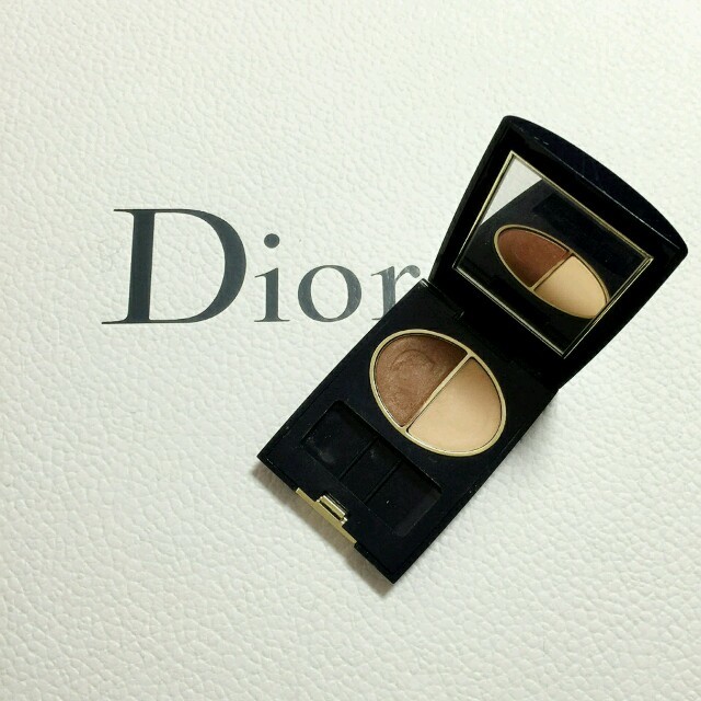 Christian Dior(クリスチャンディオール)のディオール☆ブラウン系アイシャドー コスメ/美容のベースメイク/化粧品(その他)の商品写真