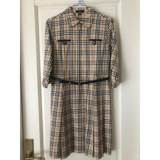 バーバリー(BURBERRY)のワンピース(ワンピース)