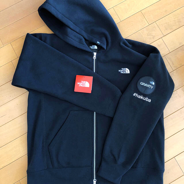 THE NORTH FACE(ザノースフェイス)のまめちよ様専用    ノースフェイス グラビティ 白馬限定パーカー メンズのトップス(パーカー)の商品写真