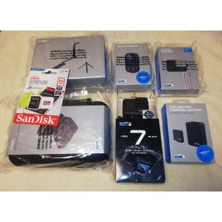 ゴープロ(GoPro)の新品・未使用 GoPro HERO7 BLACK＋アクセサリー 計7点(コンパクトデジタルカメラ)